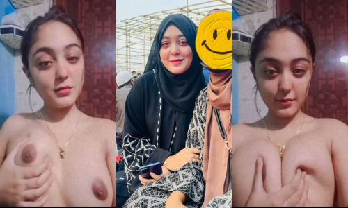 Beautiful Hijabi Babe Showing